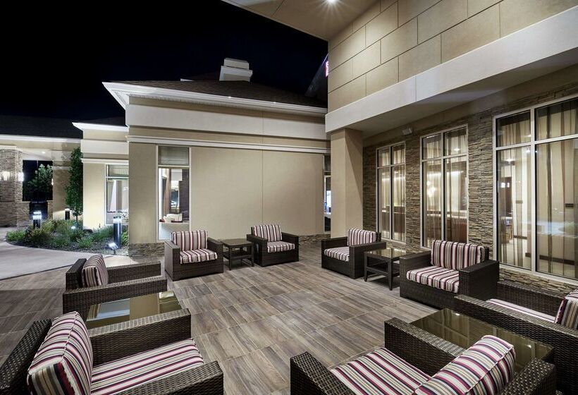 בית מלון כפרי Hilton Garden Inn Roslyn