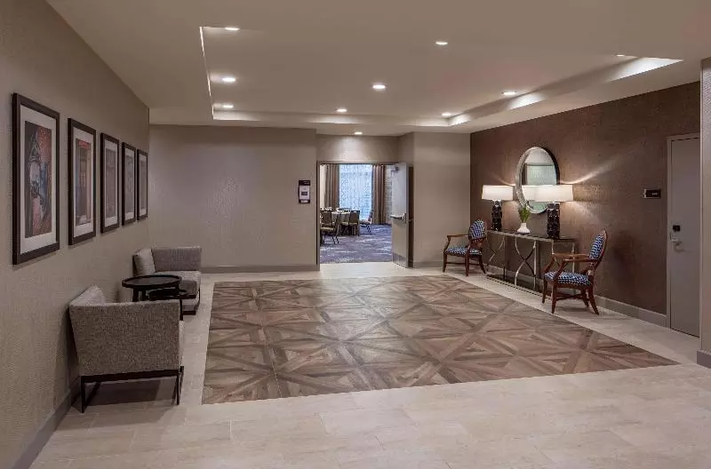 Hotelli Homewood Suites By Hilton New Orleans French Quarter