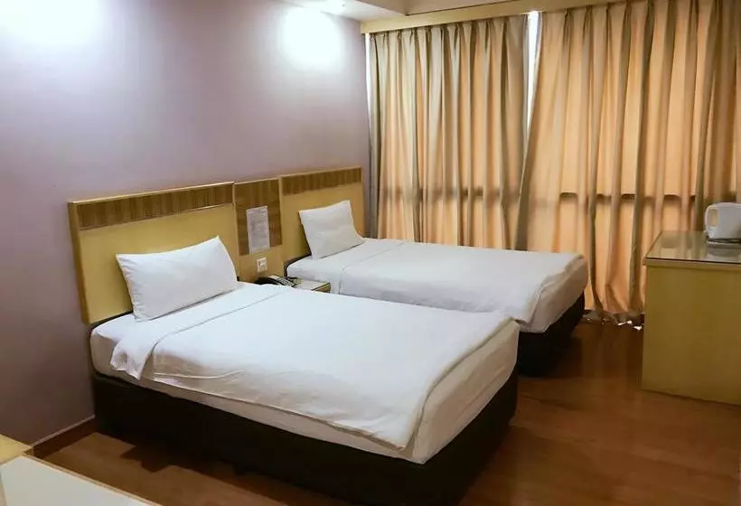 هتل Houz Inn