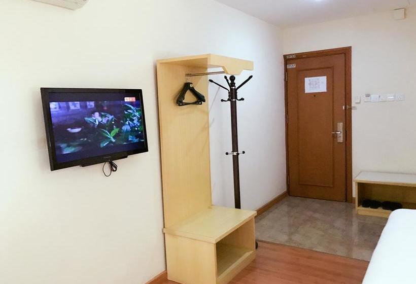 בית מלון כפרי Houz Inn