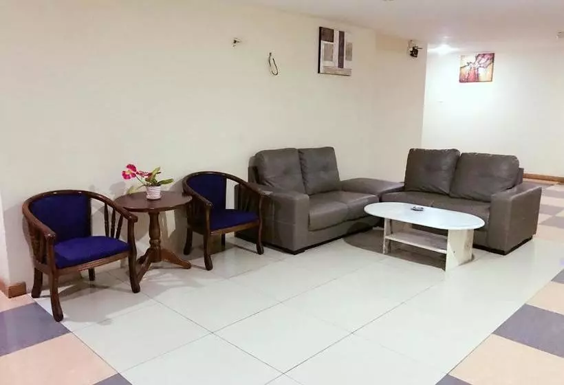 هتل Houz Inn