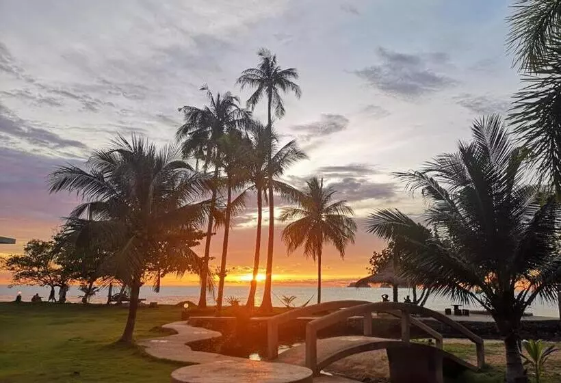 Hotelli Koh Chang Bailan Beach Resort