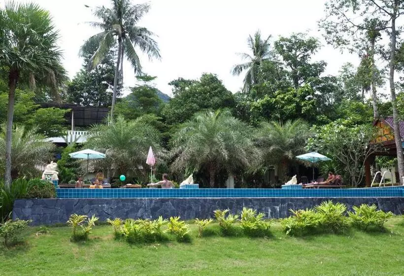 Hotelli Koh Chang Bailan Beach Resort