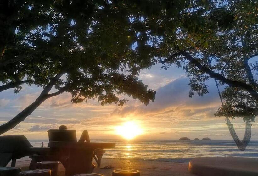 Szálloda Koh Chang Bailan Beach Resort