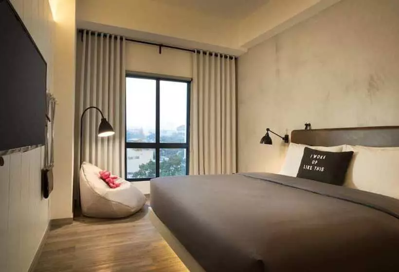 Szálloda Moxy Bandung