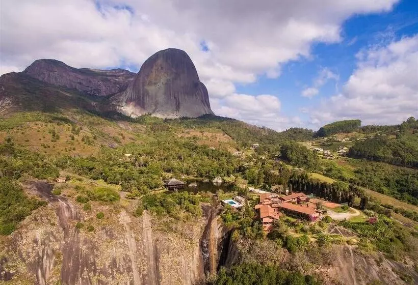 ホテル Pousada Pedra Azul