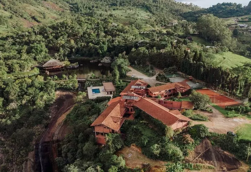ホテル Pousada Pedra Azul