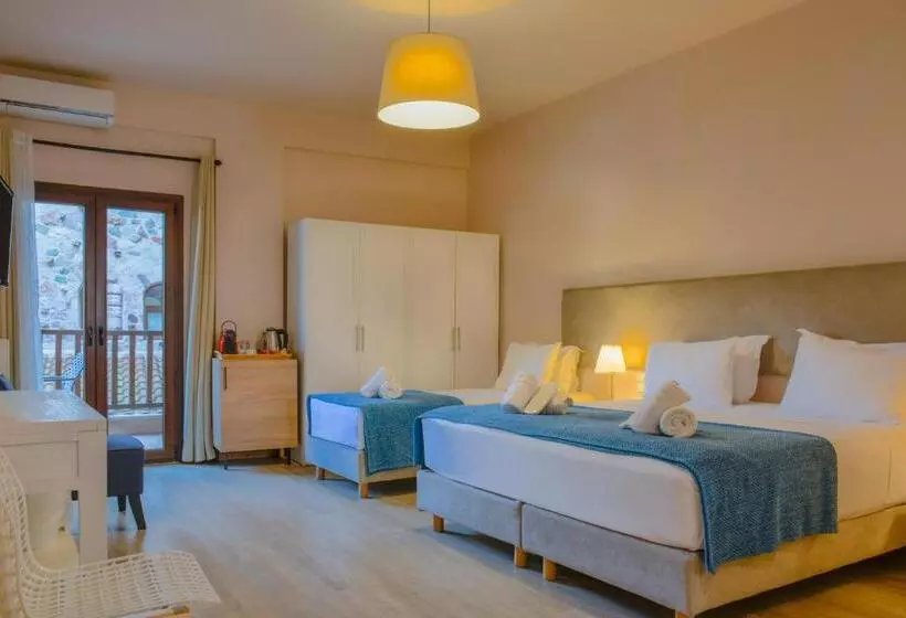 Monastiri Guesthouse