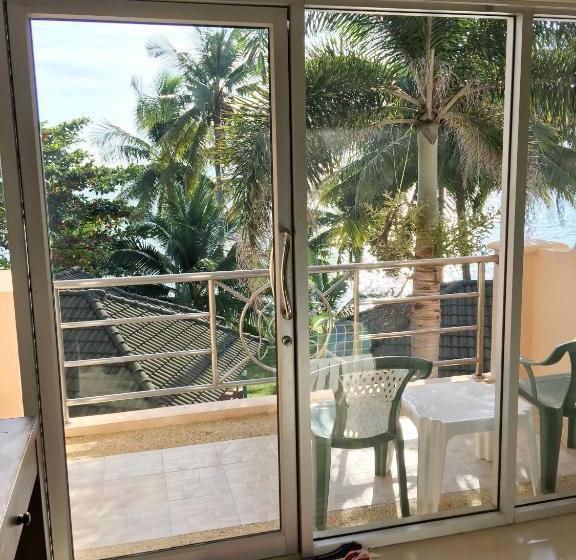 Plaloma Cliff Resort