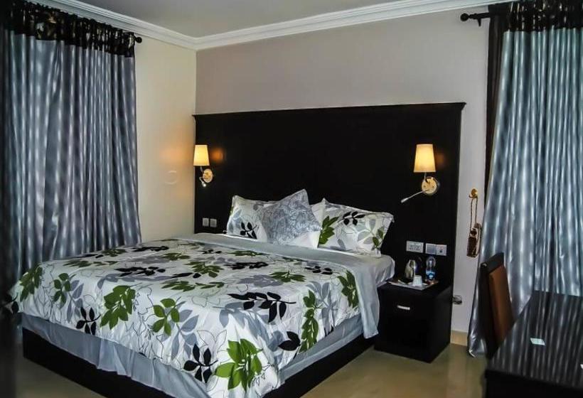 هتل Royal Jatoz S