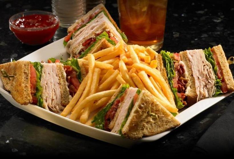 هتل Royal Jatoz S