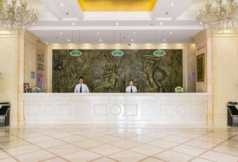 Vienna Hotel Shanghai Happy Valley