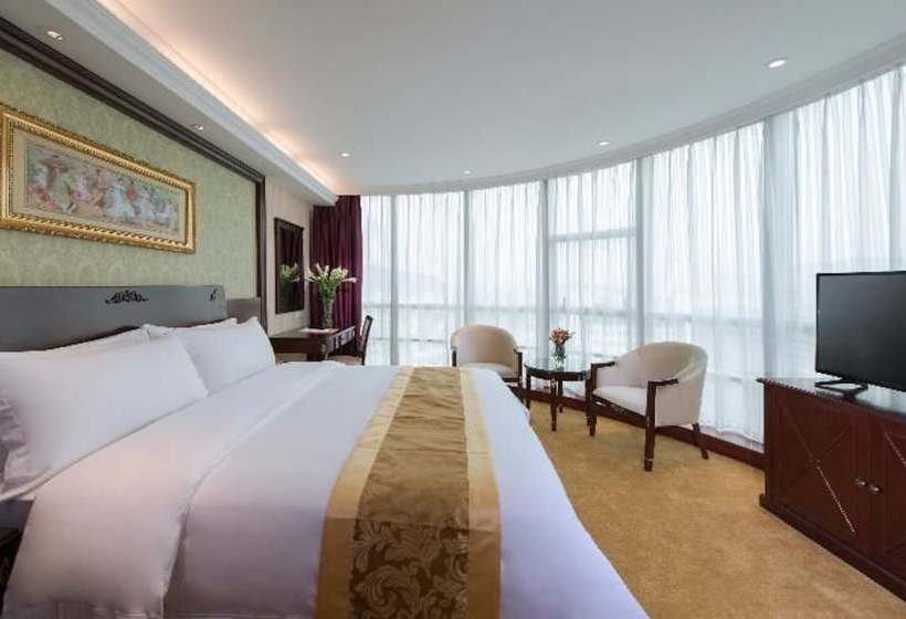 Vienna Hotel Shanghai Happy Valley