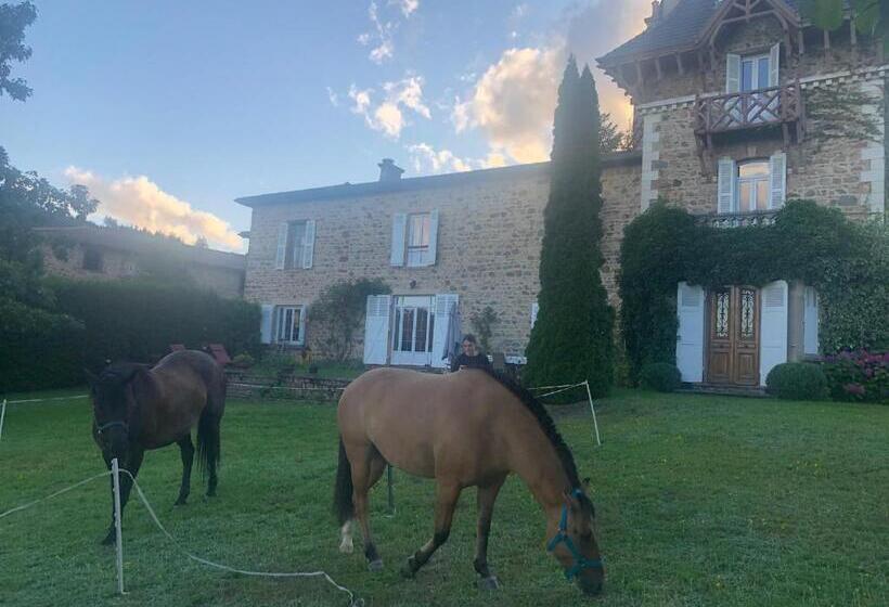 مبيت وإفطار Manoir D Avray Beaujolais