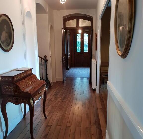 مبيت وإفطار Manoir D Avray Beaujolais