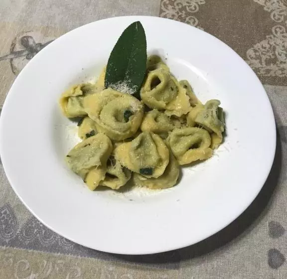 Aamiaismajoitus (B&B) O Mie De Lacuri