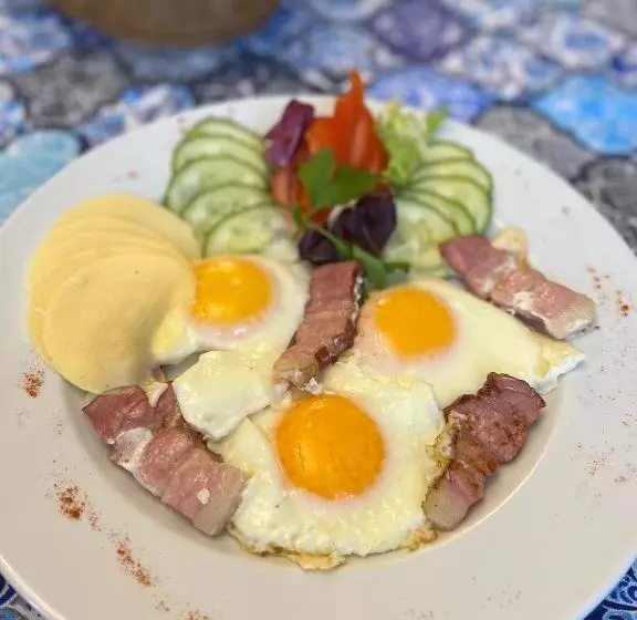 ホテル наташка