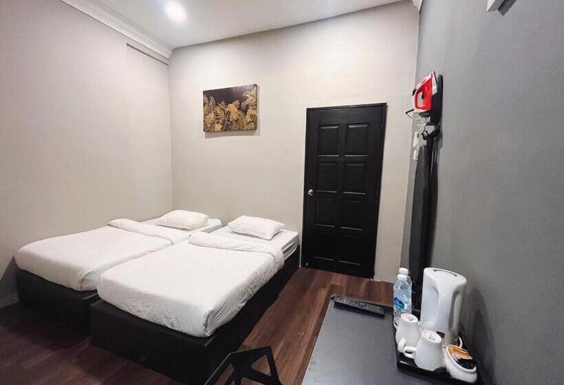 בית מלון כפרי Melur Inn, Tok Jembal