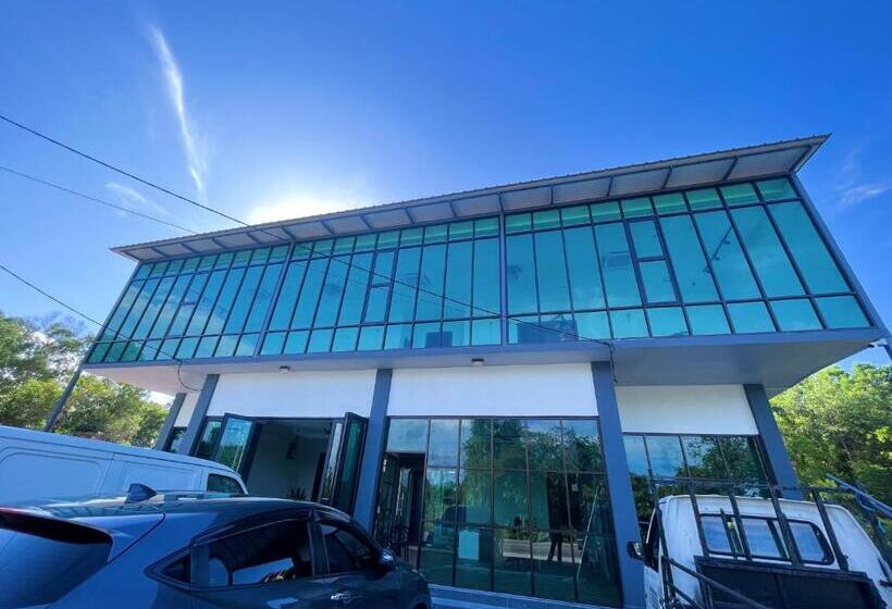 בית מלון כפרי Melur Inn, Tok Jembal