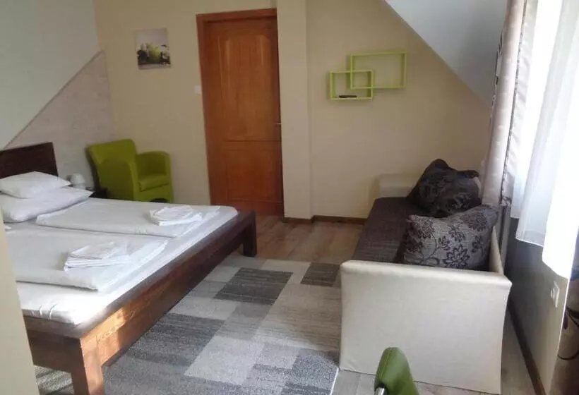Pension Médea Apartman