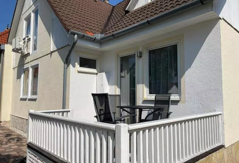 Pension Médea Apartman