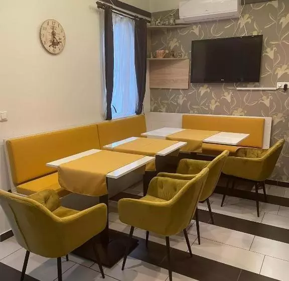 Pension Médea Apartman