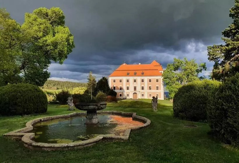 Majatalo Valečská Pálenice