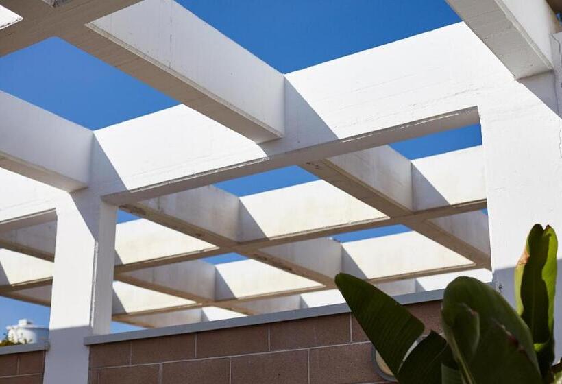 پانسیون Villa Dapper