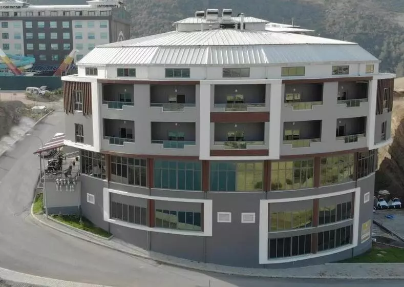 Adanis Park Termal Otel