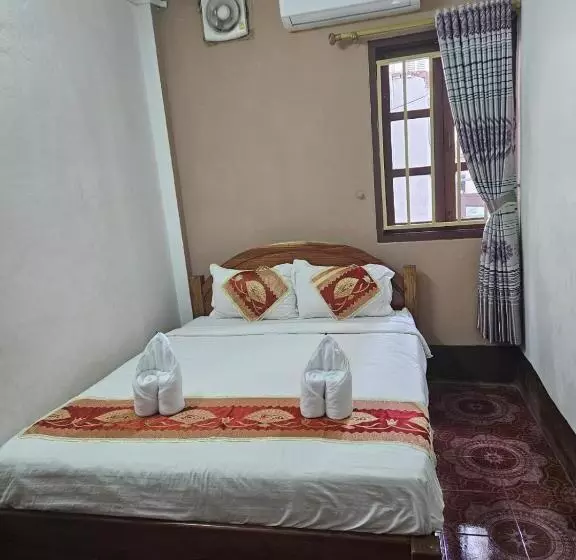 تختخواب و صبحانه Chitlatda Guesthouse