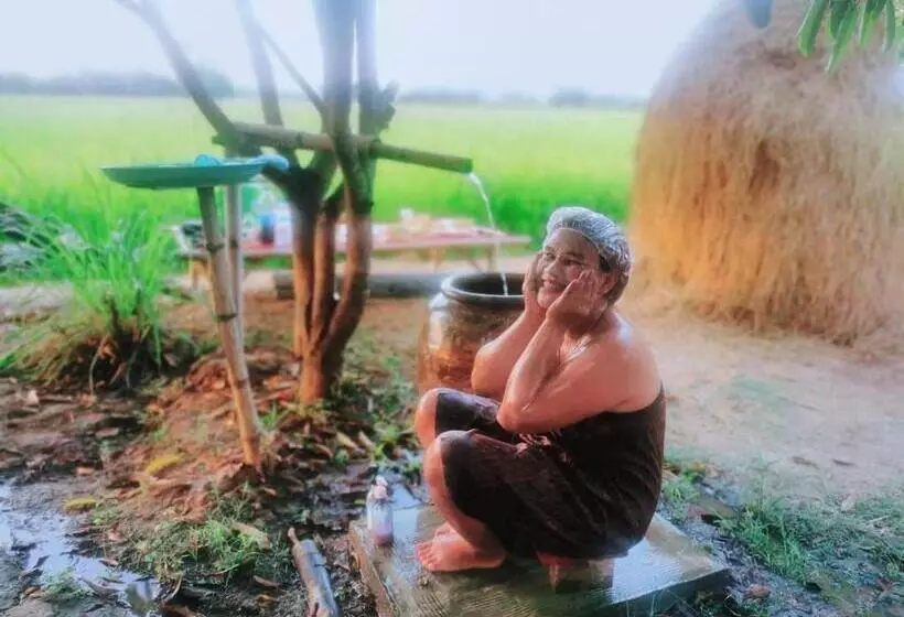 ベッドアンドブレックファースト Kratomrimtung Homestay กระท่อมริมทุ่งโฮมสเตย์