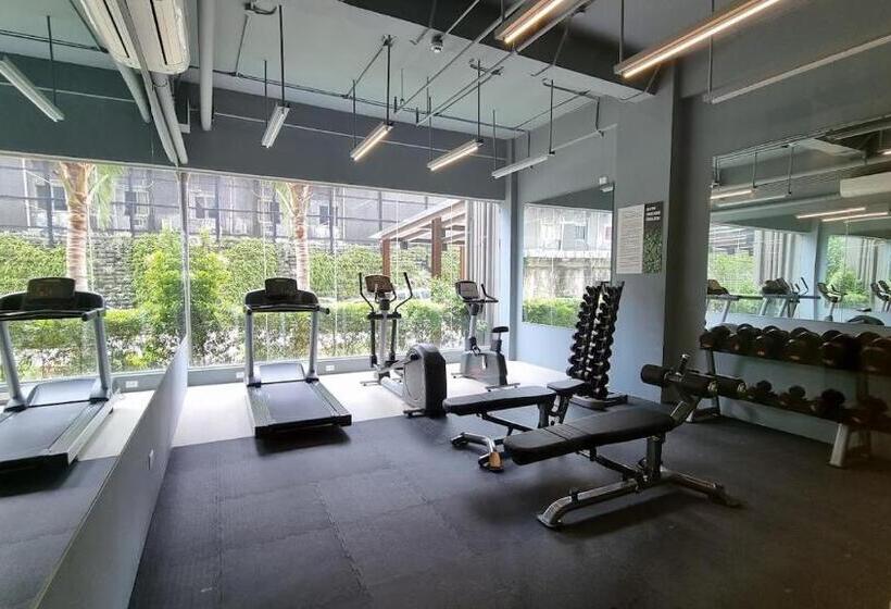 Zeecation House Cebu Small Pets Welcome, Prime Location