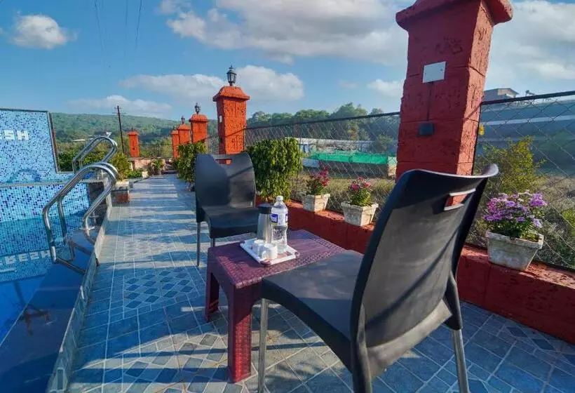 ホテル A Cozy Private Room With Bathtub And Balcony With Common Pool