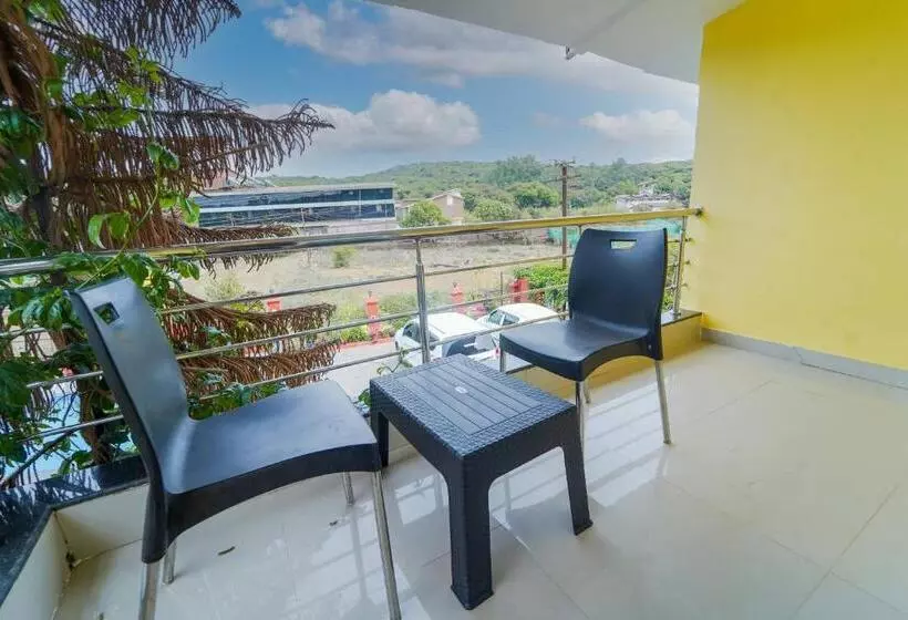 ホテル A Cozy Private Room With Bathtub And Balcony With Common Pool