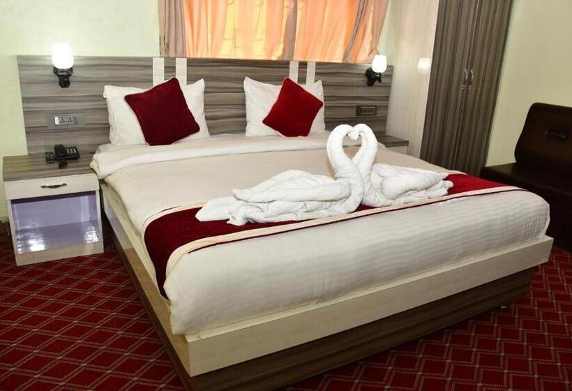 هتل Jiyan Hospitality Pvt.ltd