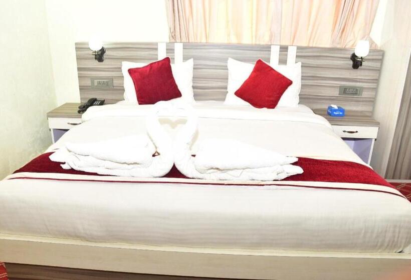 هتل Jiyan Hospitality Pvt.ltd