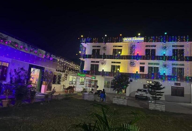 هتل Jiyan Hospitality Pvt.ltd