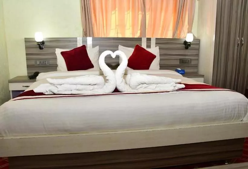 هتل Jiyan Hospitality Pvt.ltd