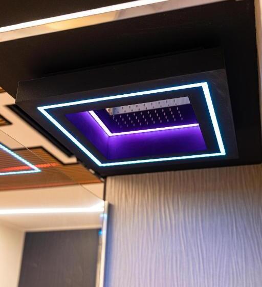 פנסיון Chiaro Di Luna