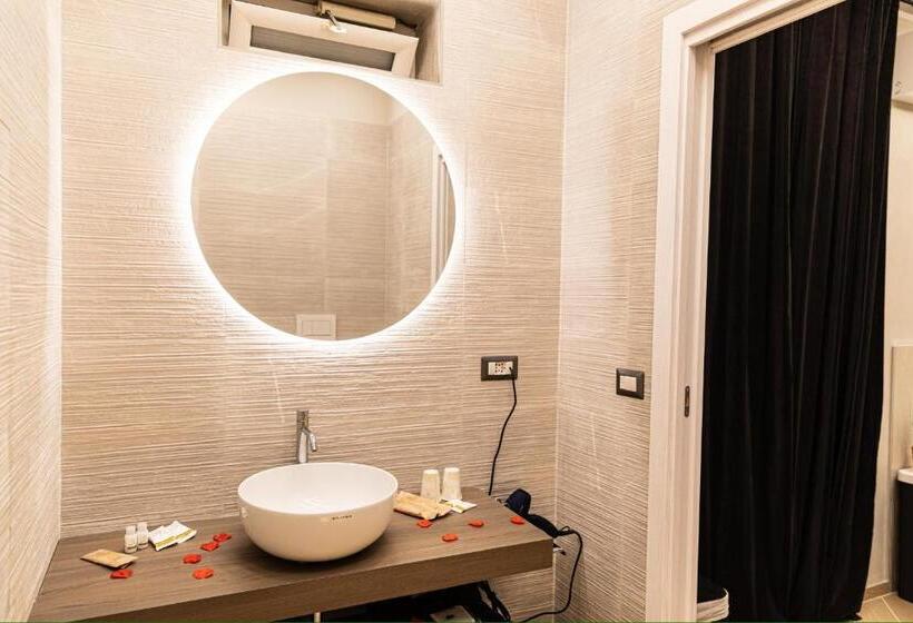 פנסיון Chiaro Di Luna