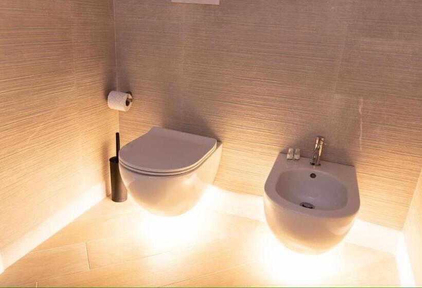 פנסיון Chiaro Di Luna