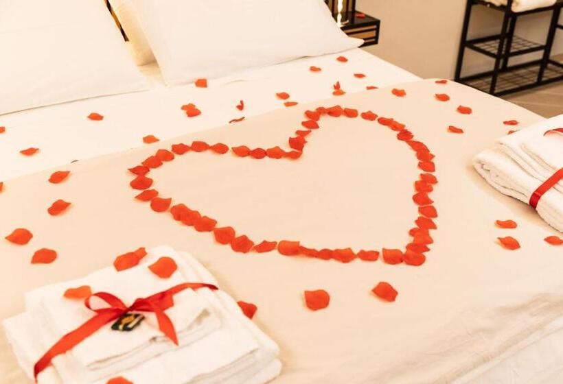 פנסיון Chiaro Di Luna