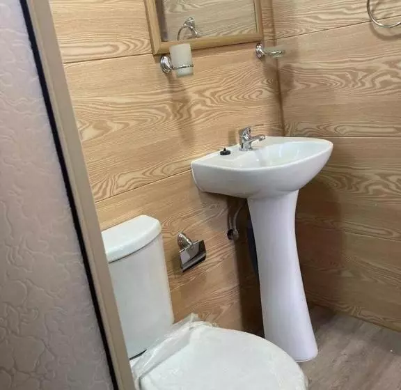 ペンション Hostal Enerugi