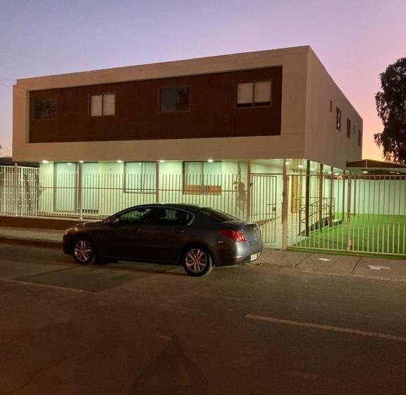 پانسیون Hostal Enerugi