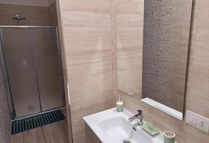 پانسیون Mare Fuori Stanze Con Piscina