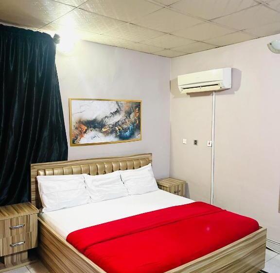 پانسیون Od V!ck S Budgets, 24hr Power, Security, Dstv