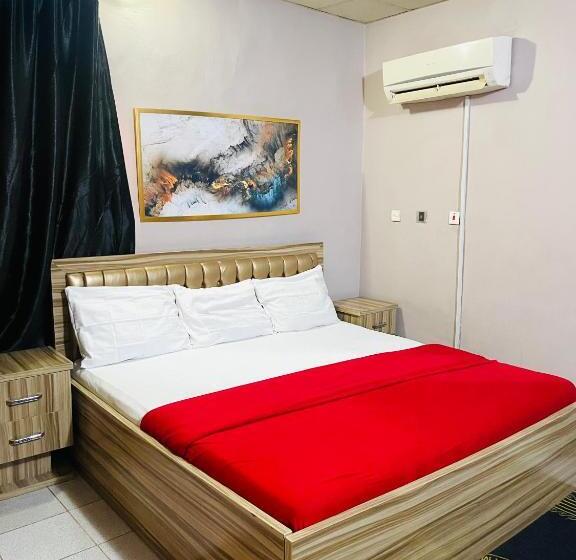 پانسیون Od V!ck S Budgets, 24hr Power, Security, Dstv