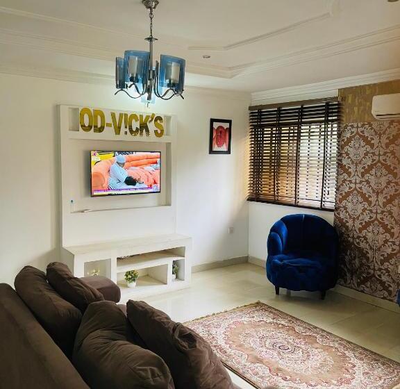 پانسیون Od V!ck S Budgets, 24hr Power, Security, Dstv