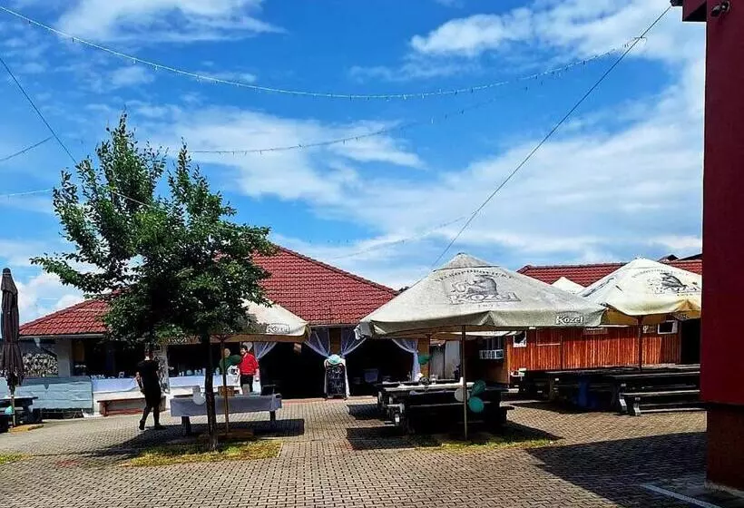 Majatalo Penzion Nové Dvory