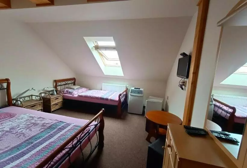 Majatalo Penzion Nové Dvory